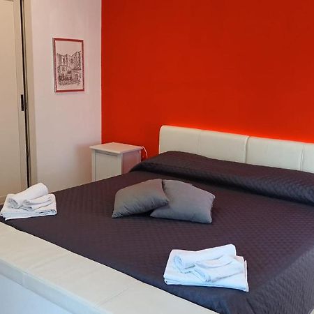 B&B La Stazione Сібарі Екстер'єр фото